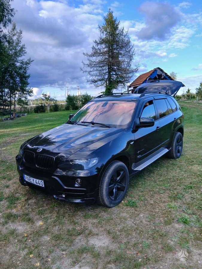 BMW X5 2008 — photo 17