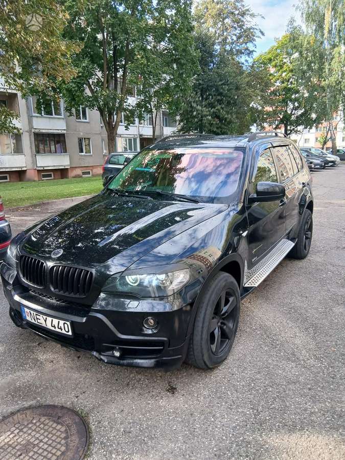 BMW X5 2008 — photo 18