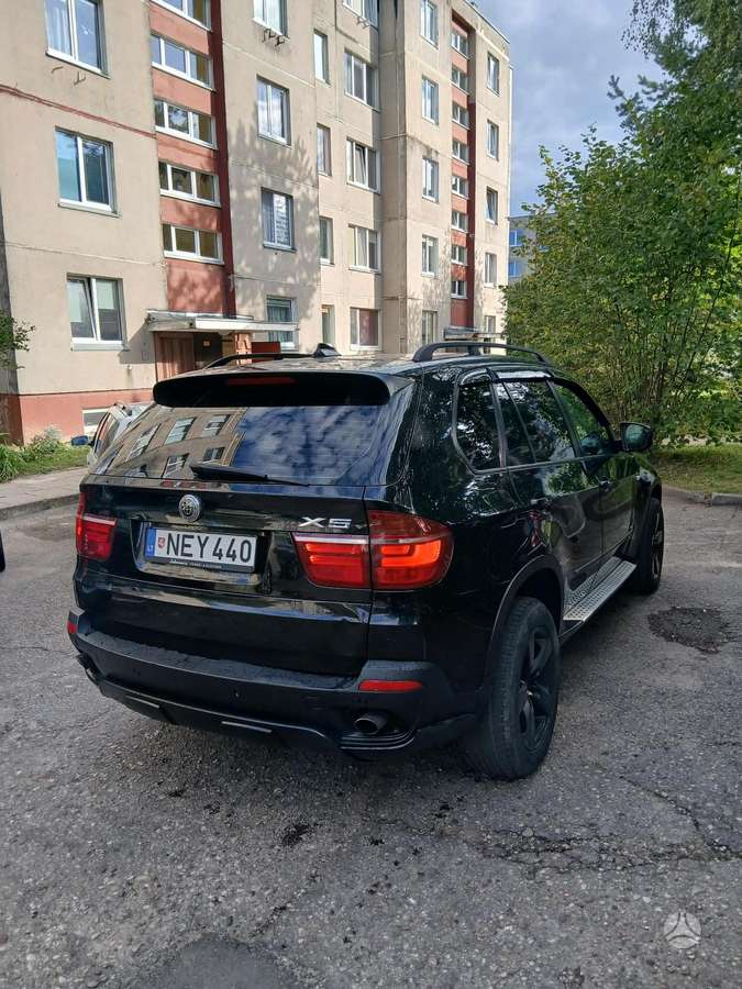 BMW X5 2008 — photo 19