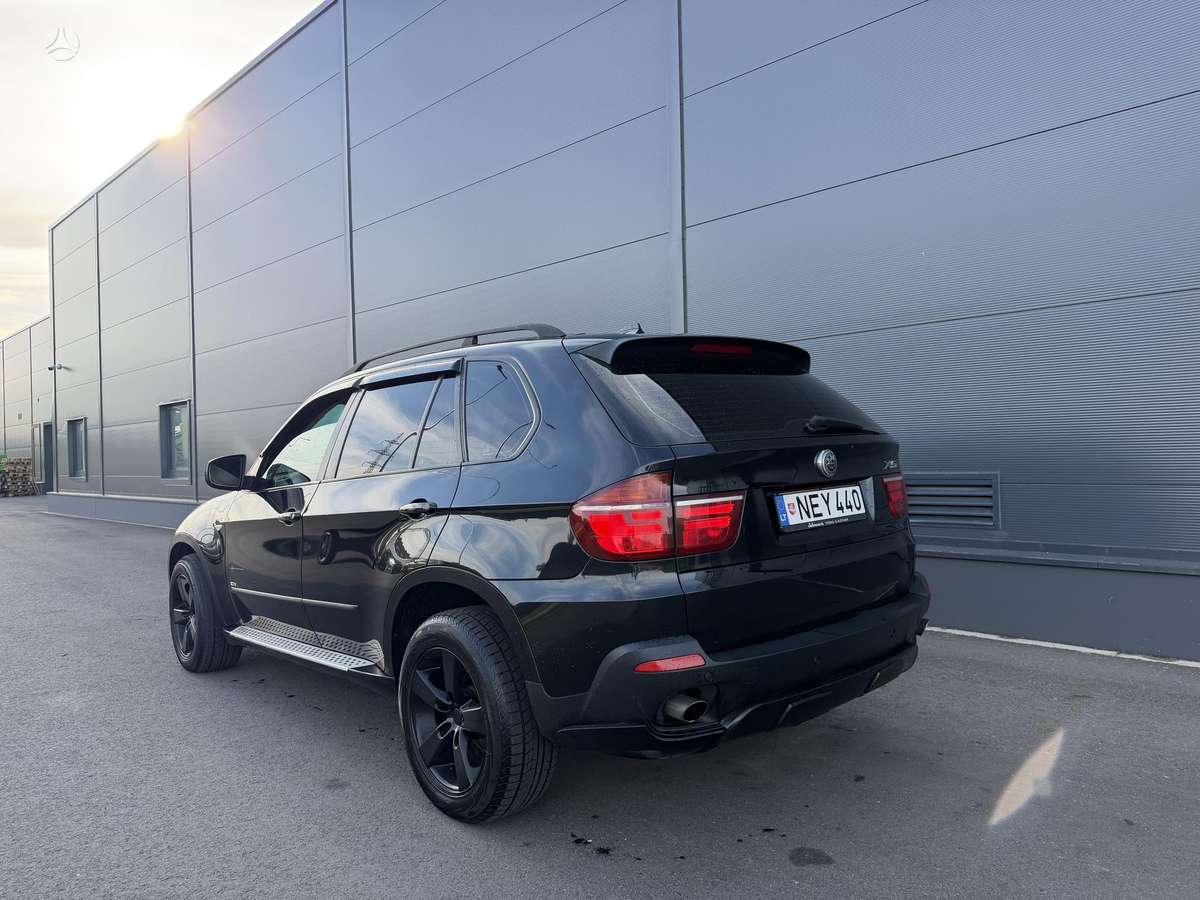 BMW X5 2008 — photo 8