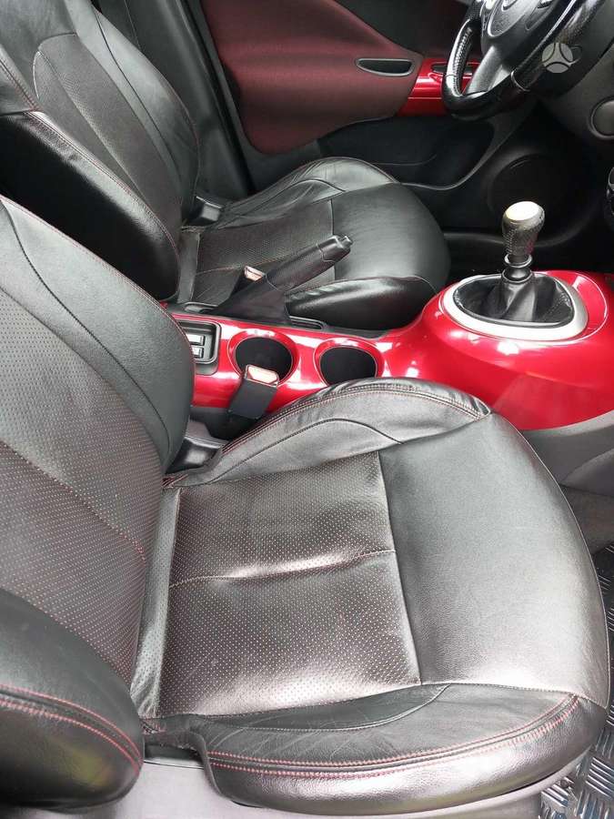 Nissan Juke 2011 — photo 10