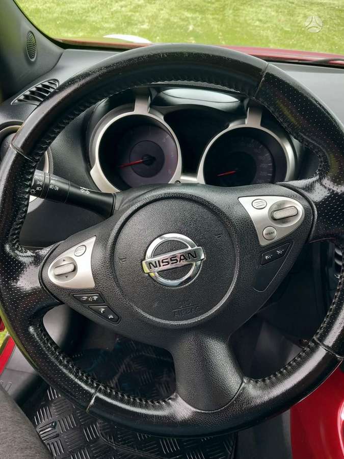 Nissan Juke 2011 — photo 16