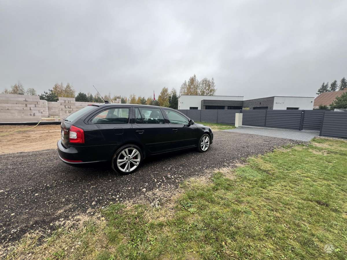 Skoda Octavia 2010 — photo 8