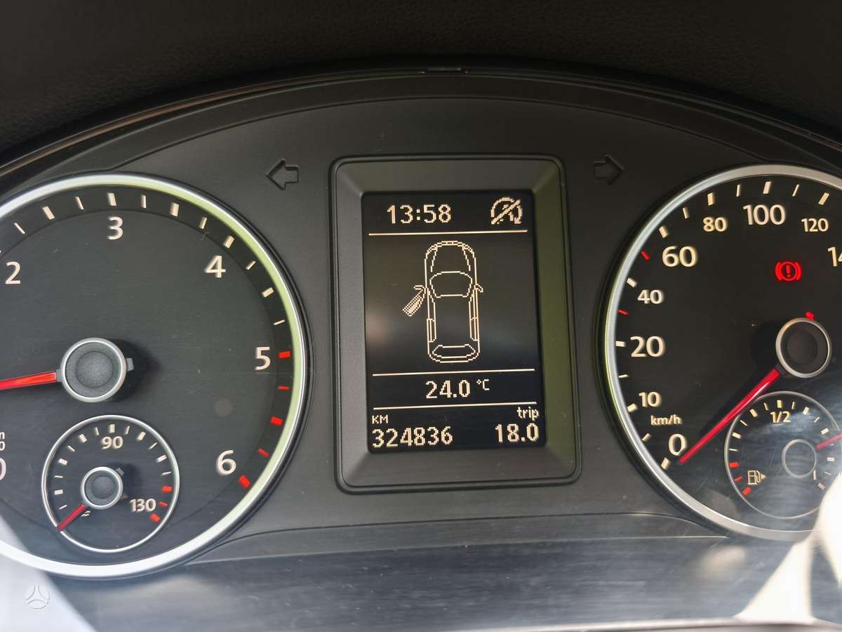 Volkswagen Tiguan 2011 — photo 6