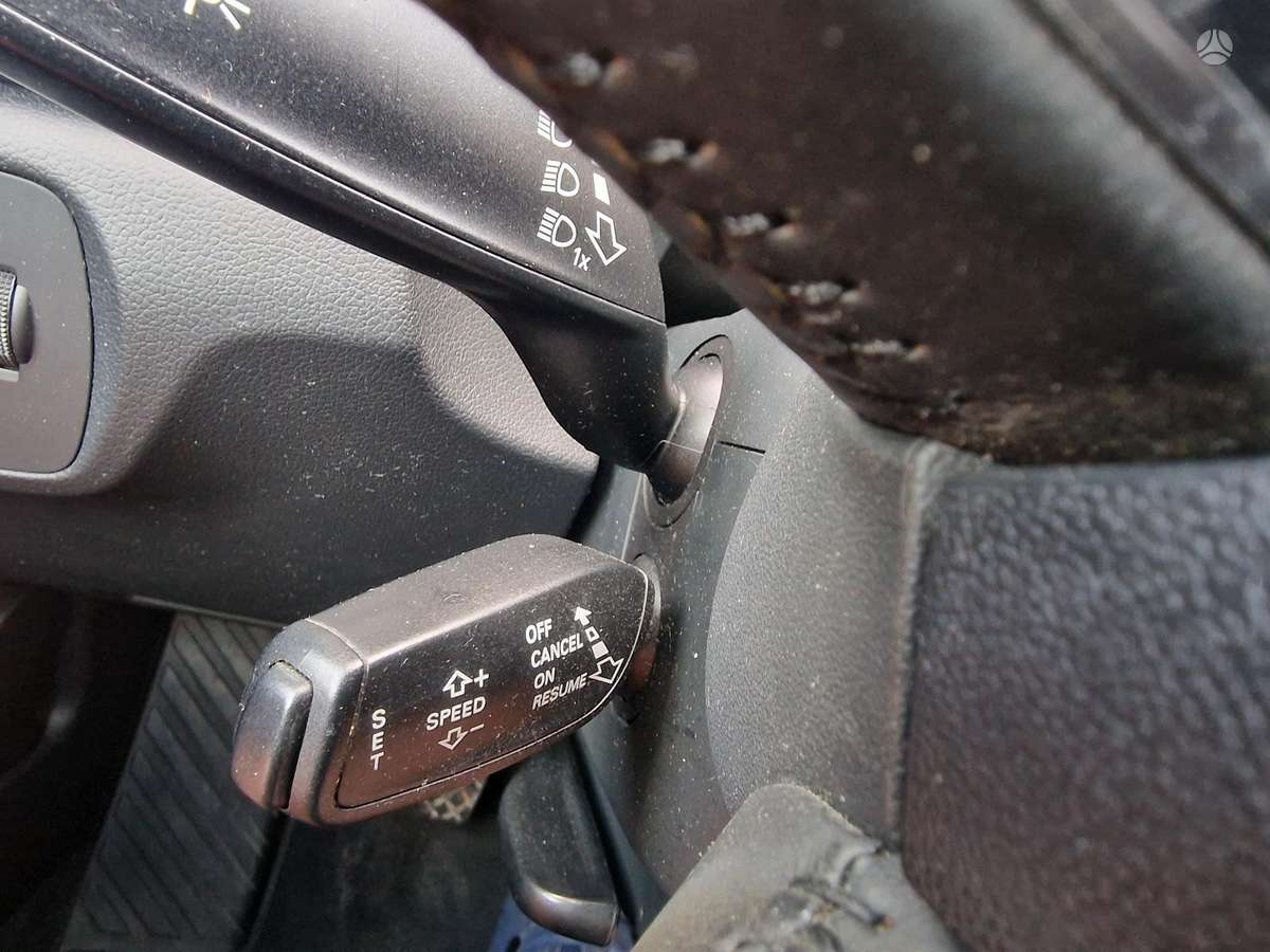 Audi Q3 2012 — photo 16