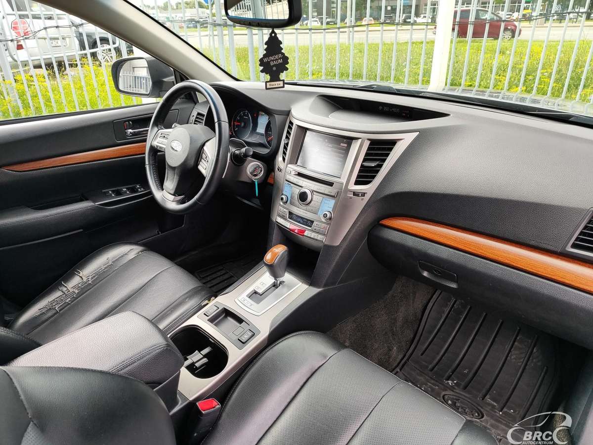 Subaru Outback 2014 — фото 9