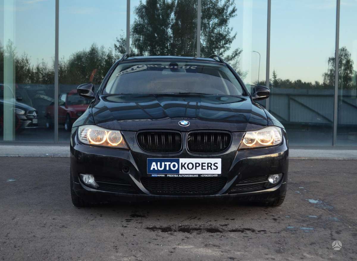 BMW 320, 2009
