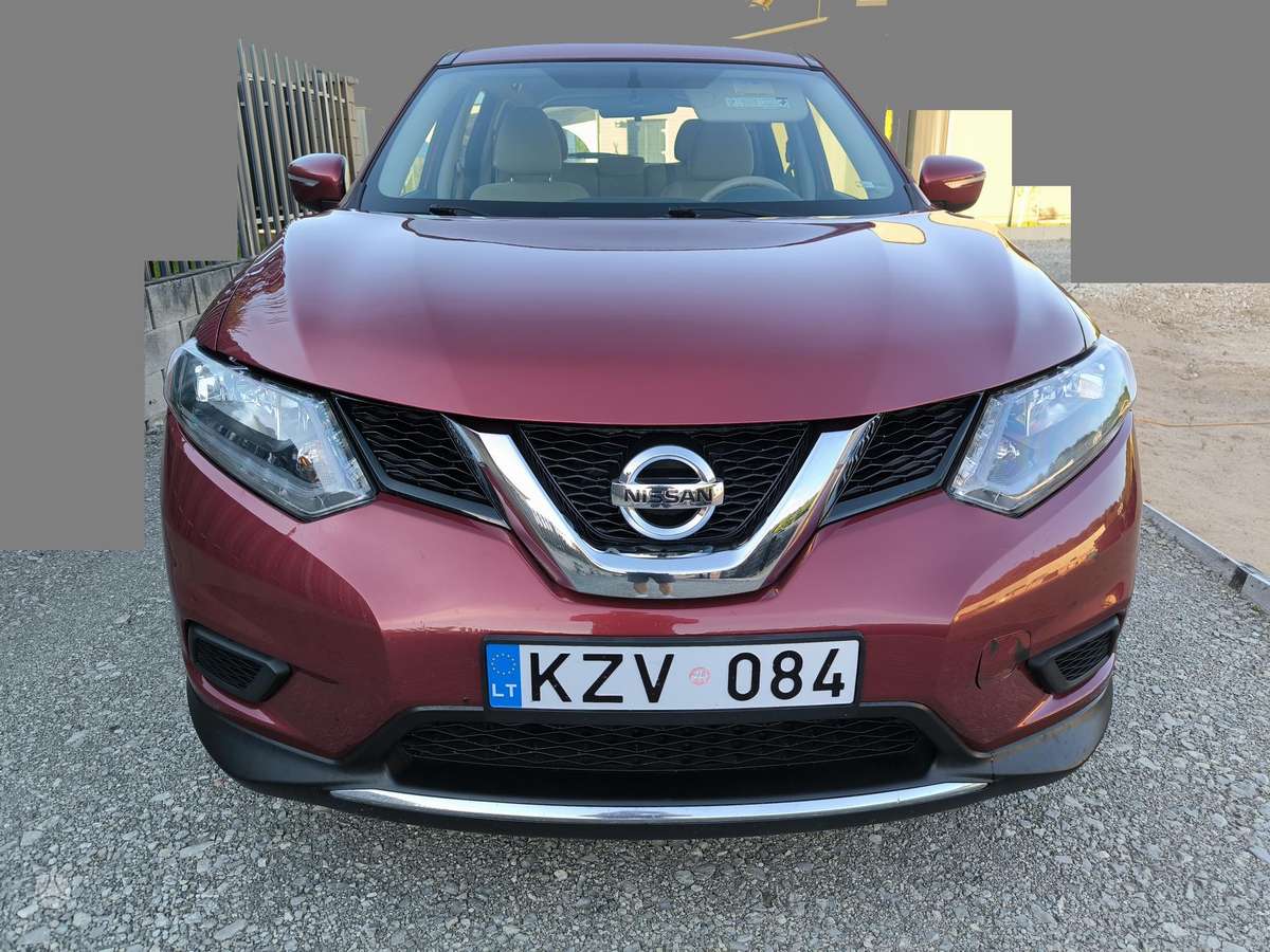 Nissan Rogue 2015 — rear view