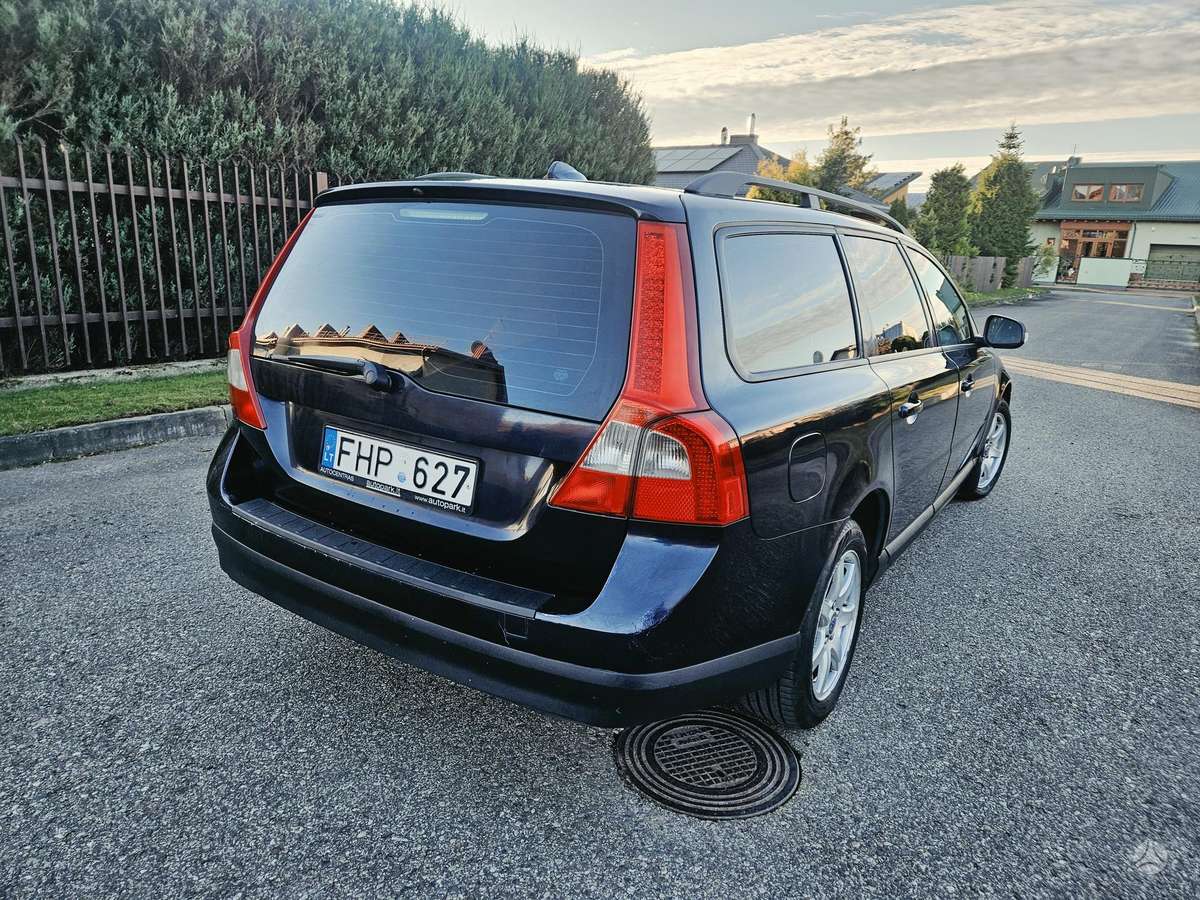 Volvo V70 2008 — photo 7