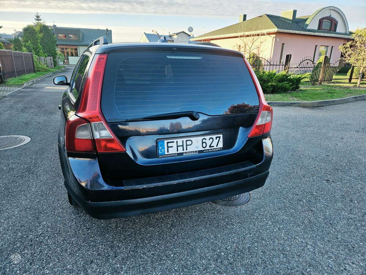 Volvo V70 2008 — photo 8