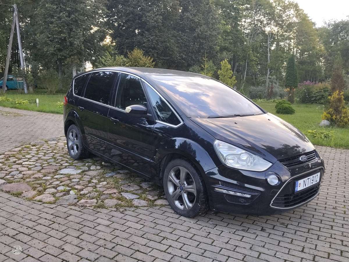 Ford S-MAX 2012 — photo 12