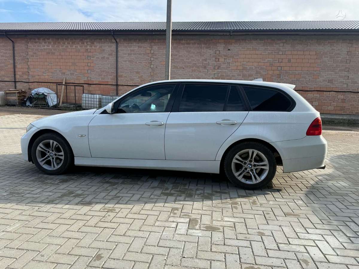 BMW 320 2007 — photo 7