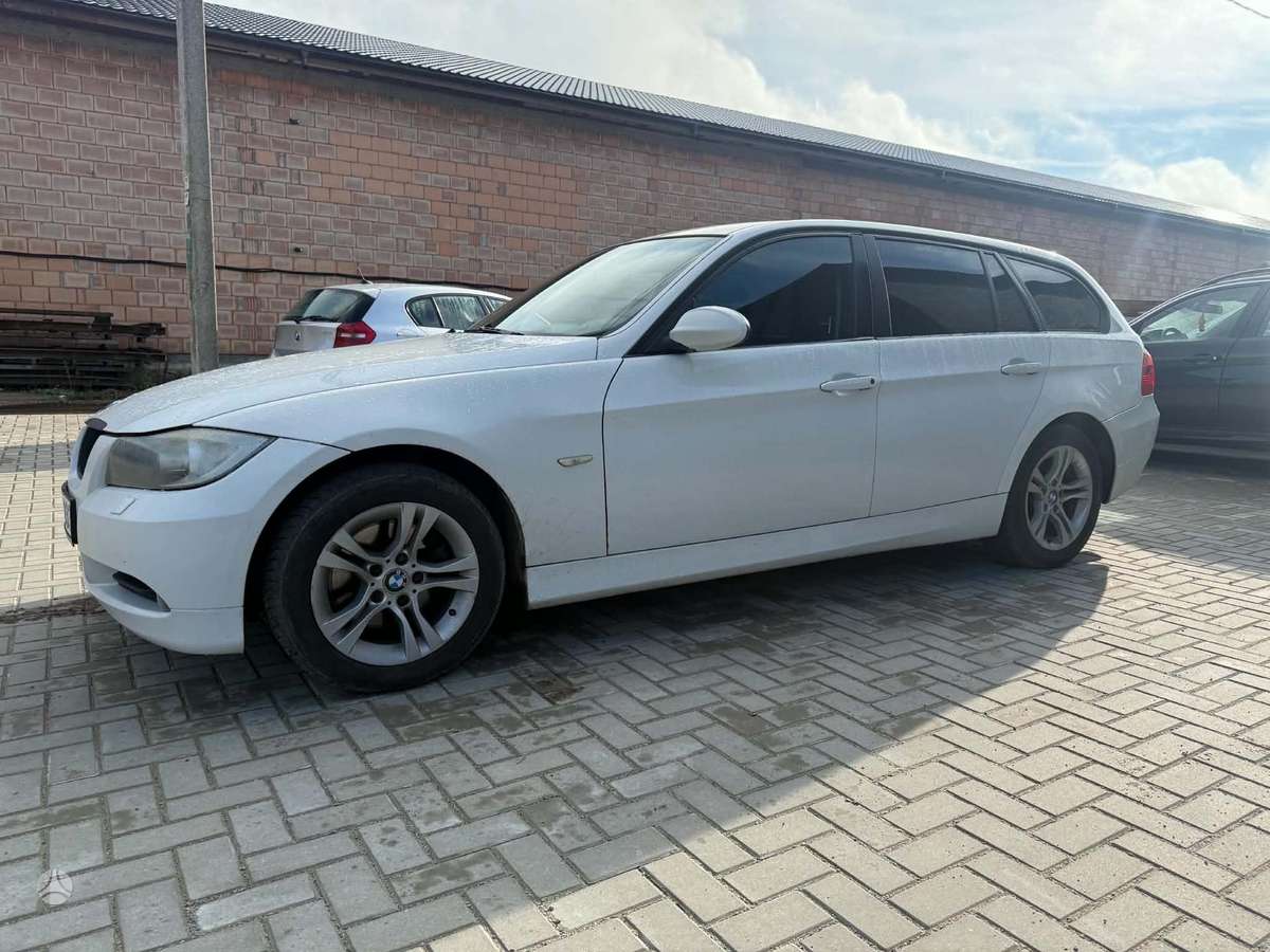 BMW 320 2007 — photo 9