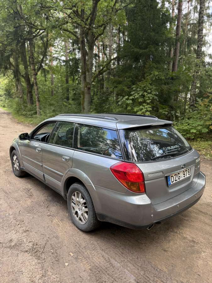 Subaru Outback 2006 — engine 2457 cm³, 165 HP (121kW)