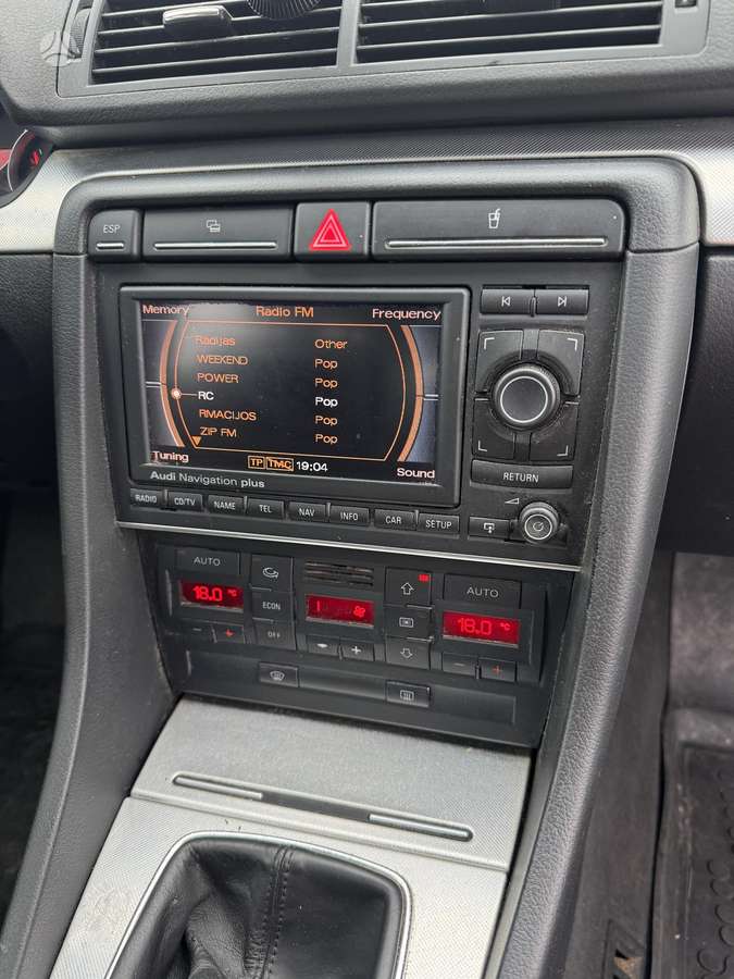 Audi A4 2007 — photo 12