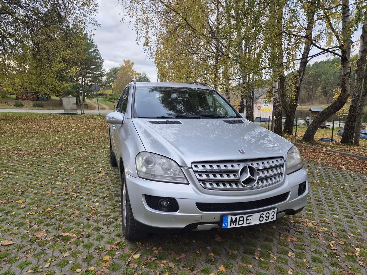 Mercedes-Benz ML320, 2007