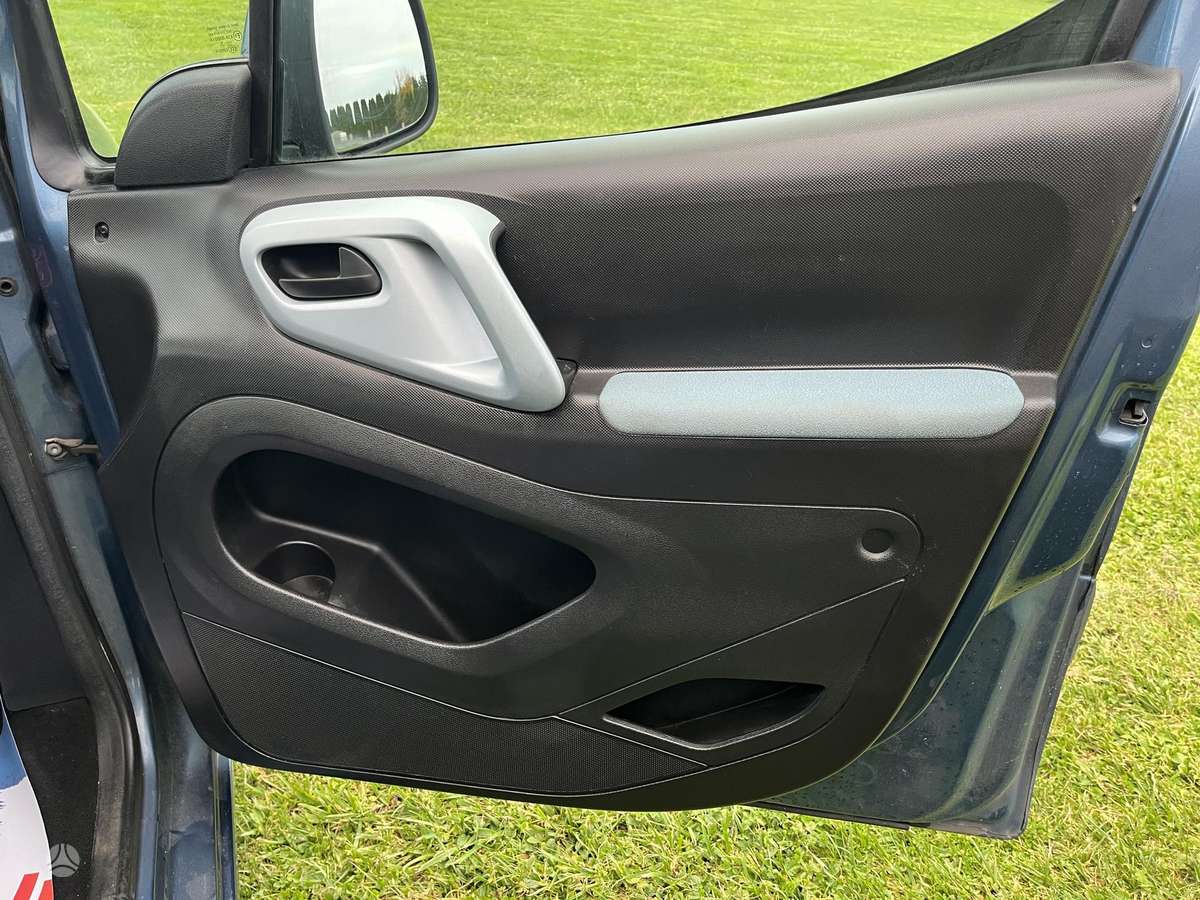 Citroen Berlingo 2015 — photo 15