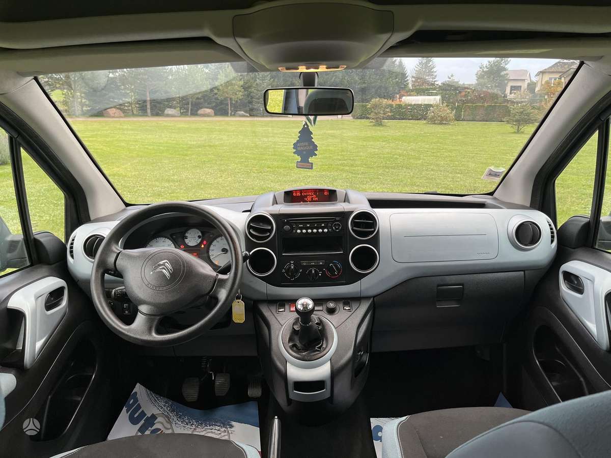 Citroen Berlingo 2015 — photo 17