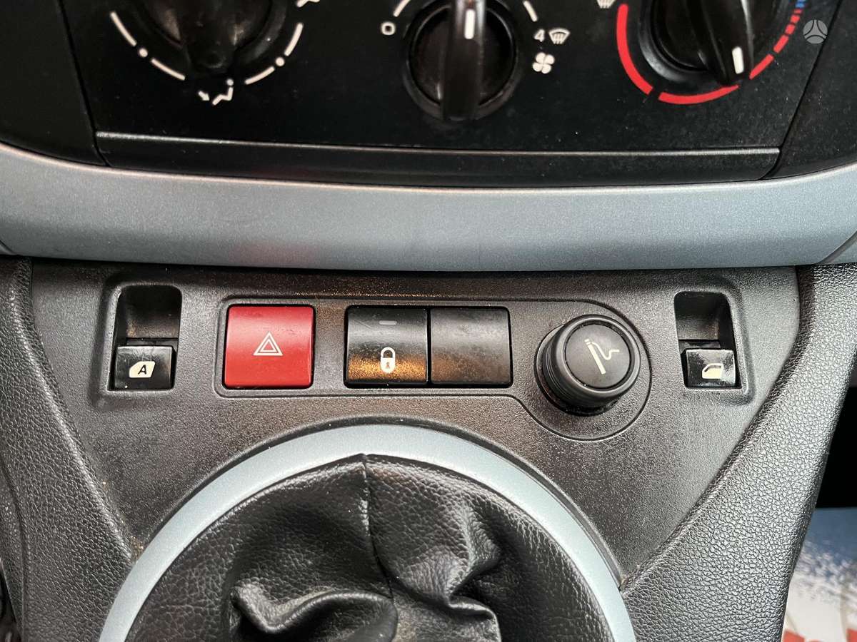 Citroen Berlingo 2015 — photo 20