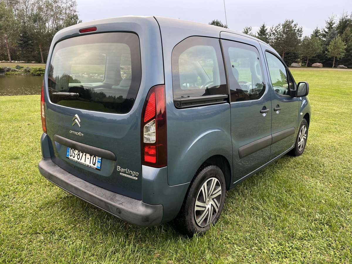 Citroen Berlingo 2015 — engine 1560 cm³, 92 HP (68kW)