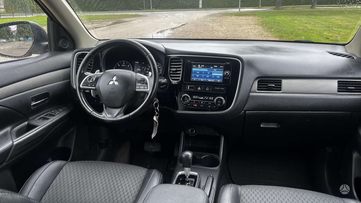 Mitsubishi Outlander 2015 — фото 11