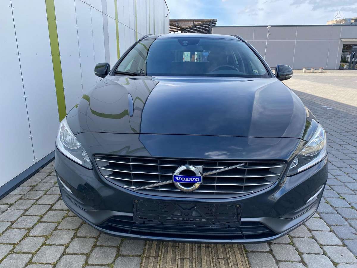 Volvo V60 2014 — photo 8