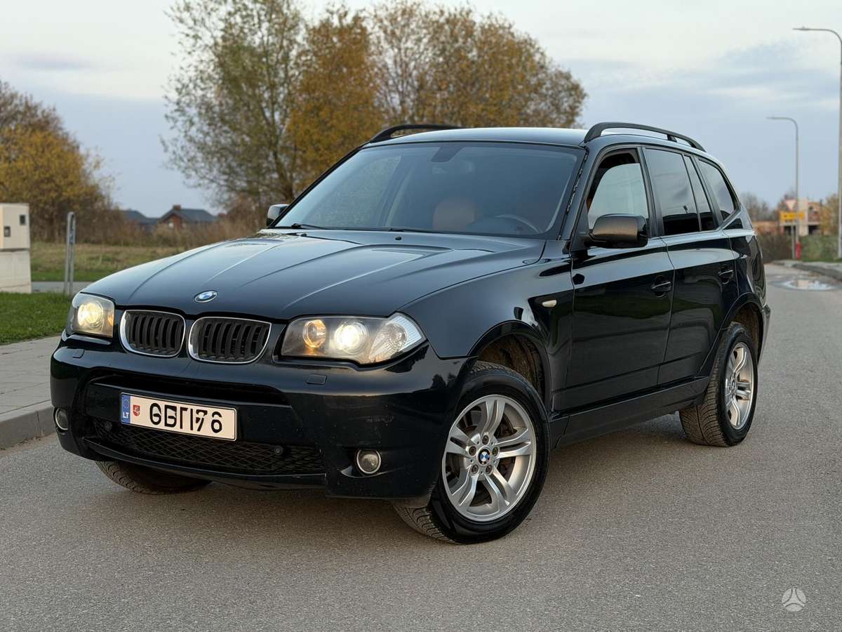 BMW X3 2005 — interior