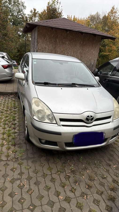 Toyota Corolla 2006 — rear view