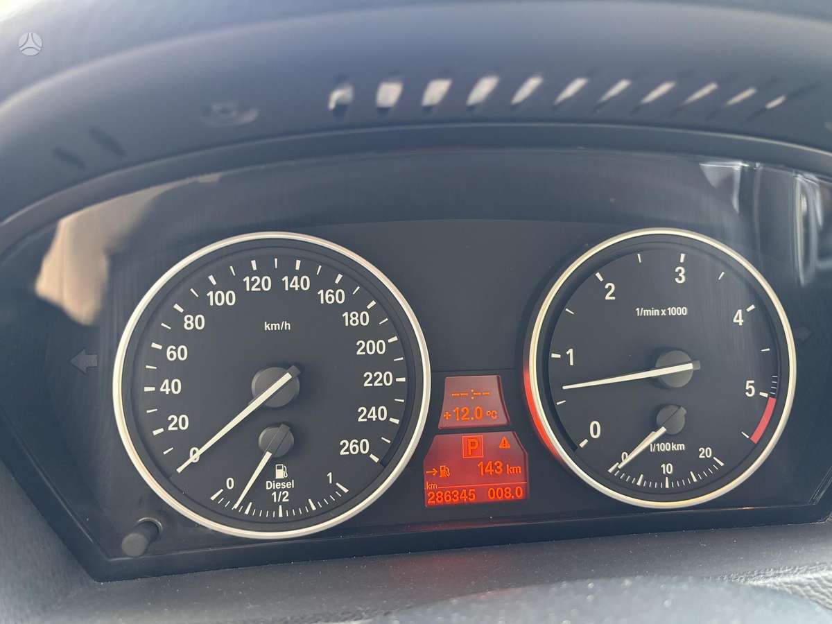 BMW X5 2008 — photo 14