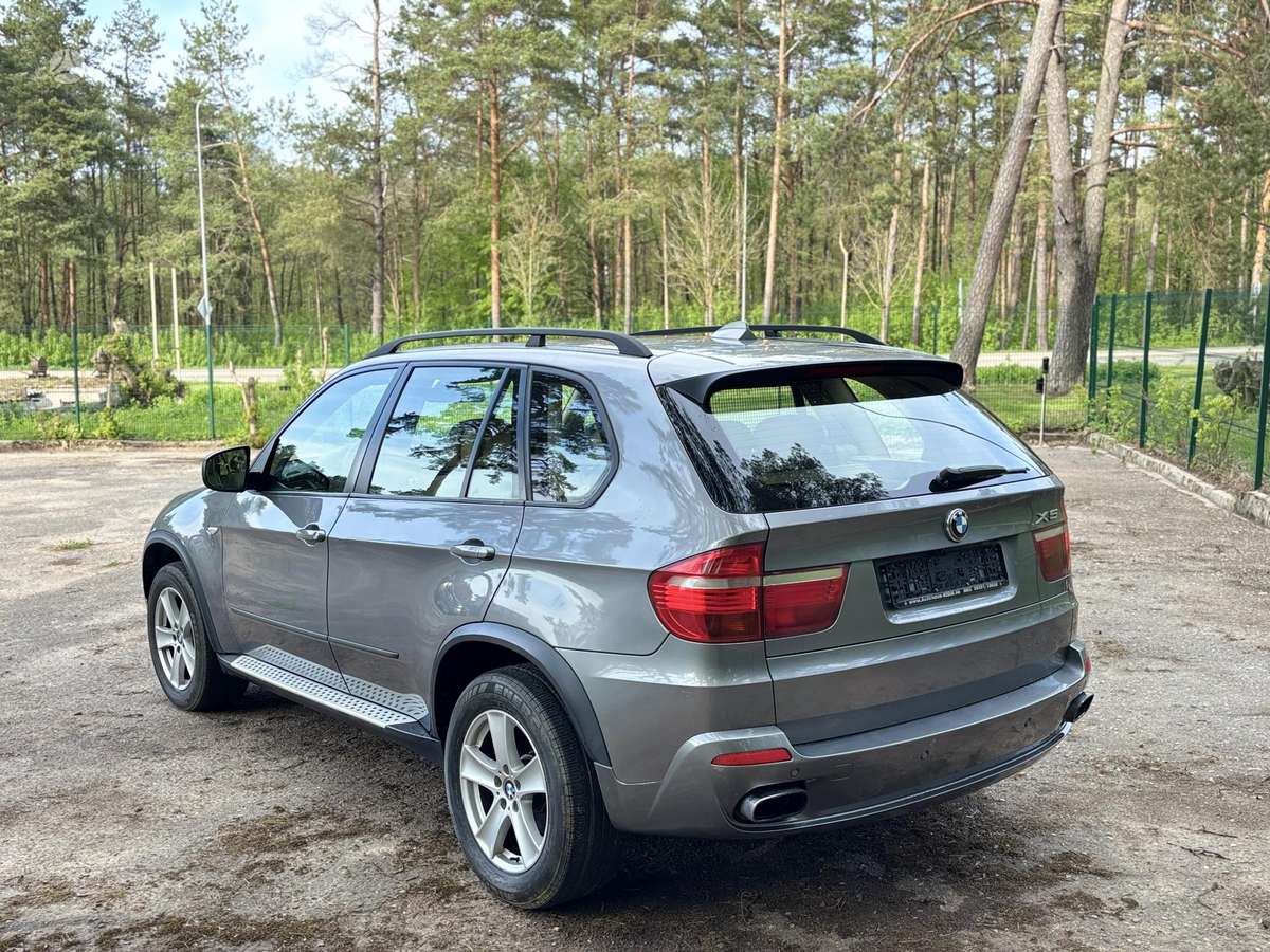 BMW X5 2008 — engine 2993 cm³, 286 HP (210kW)