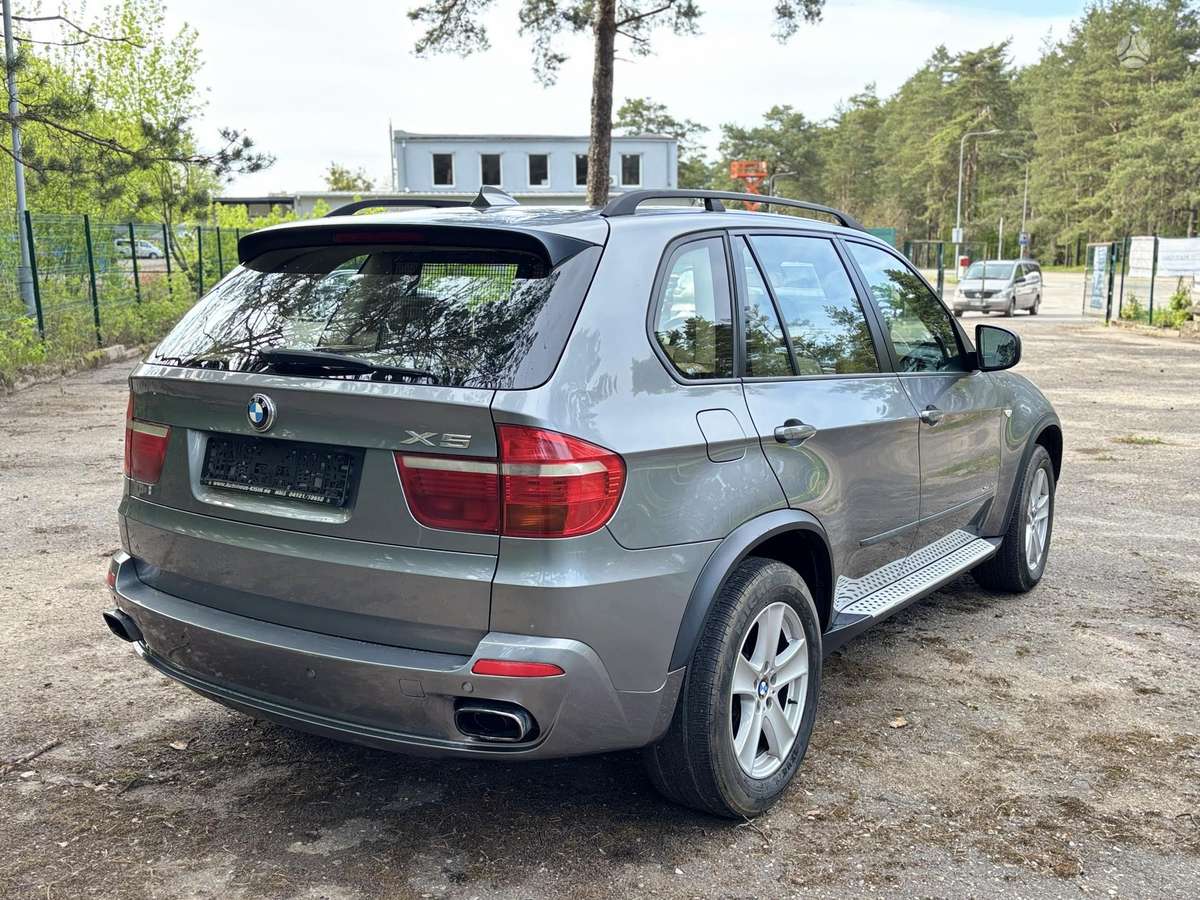 BMW X5 2008 — photo 6