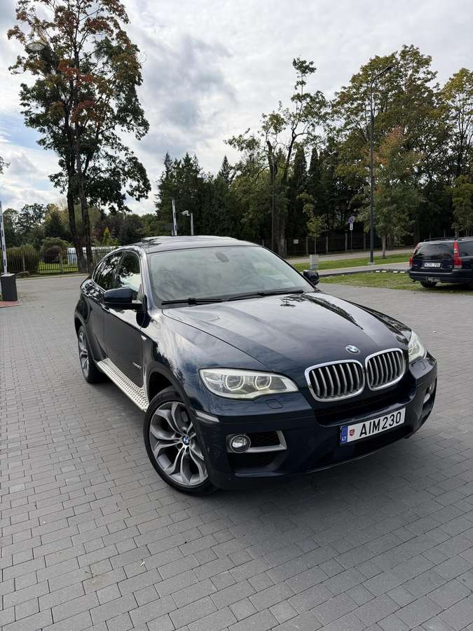 BMW X6 2014 — rear view