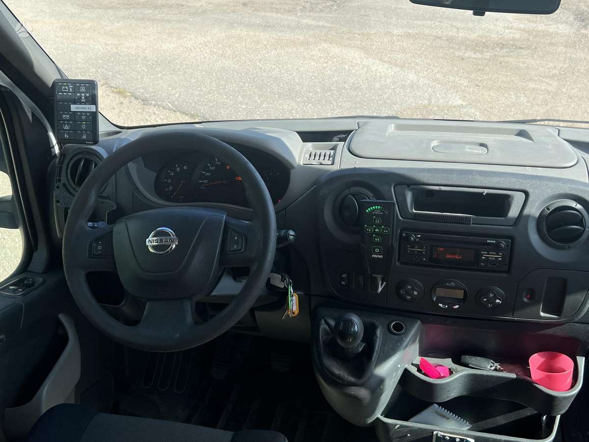 Nissan NV400 2015 — photo 7
