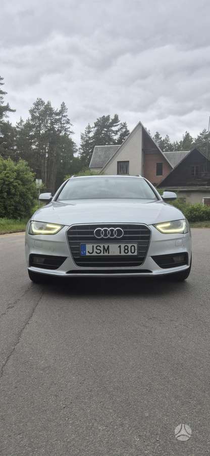 Audi A4 2012 — photo 13