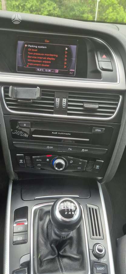 Audi A4 2012 — photo 19