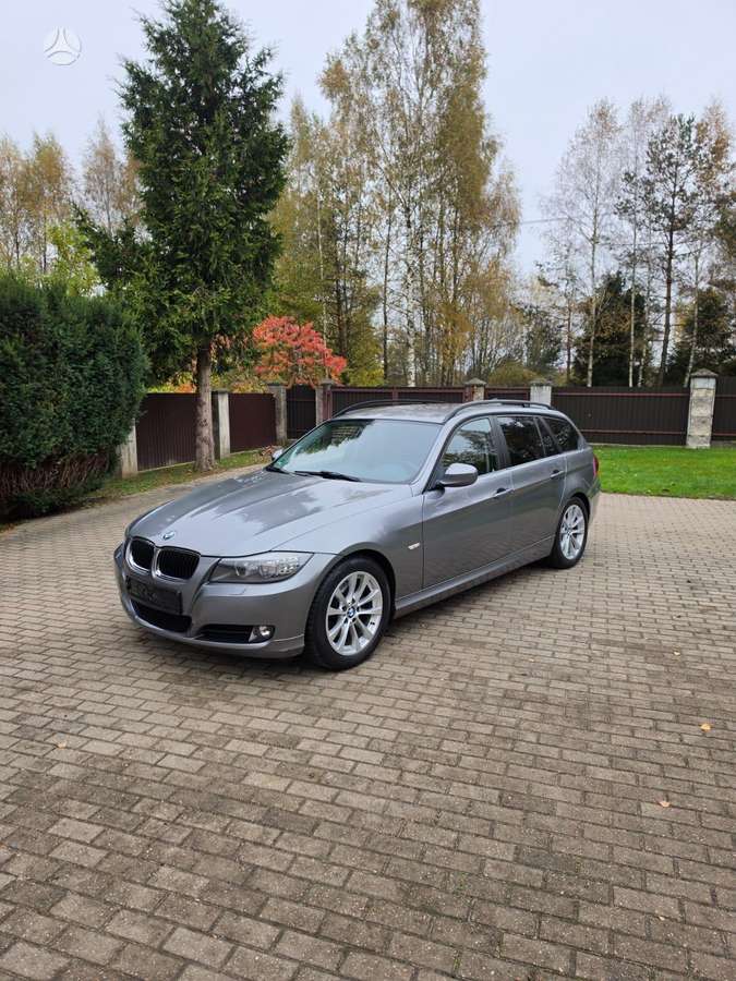 BMW 320, 2010