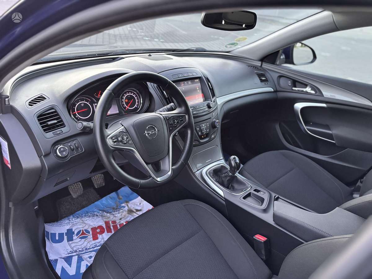 Opel Insignia 2015 — photo 19