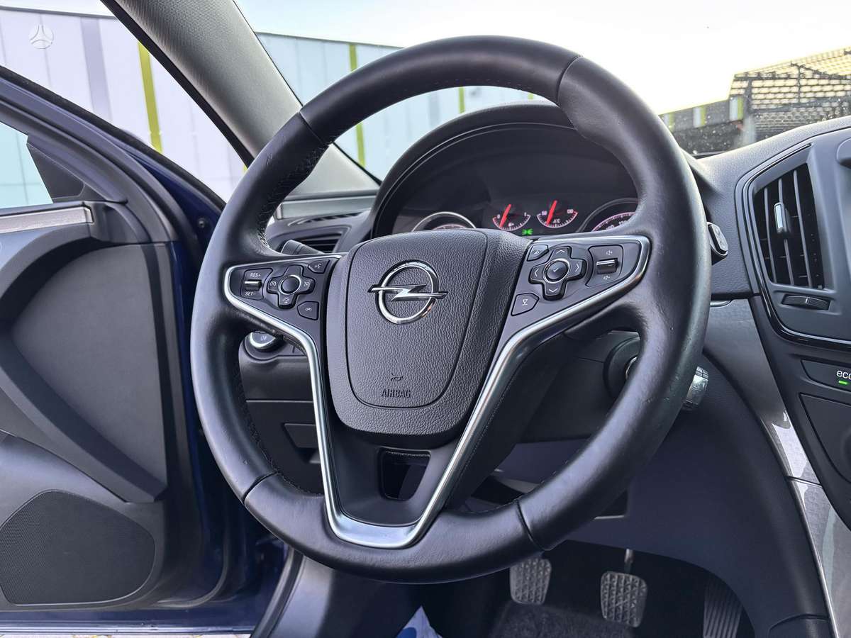 Opel Insignia 2015 — photo 23