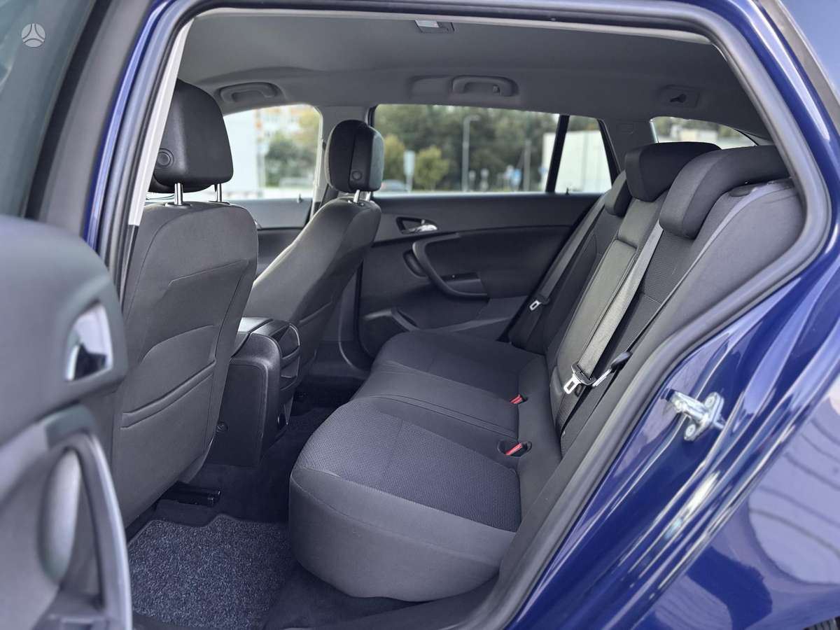 Opel Insignia 2015 — photo 29
