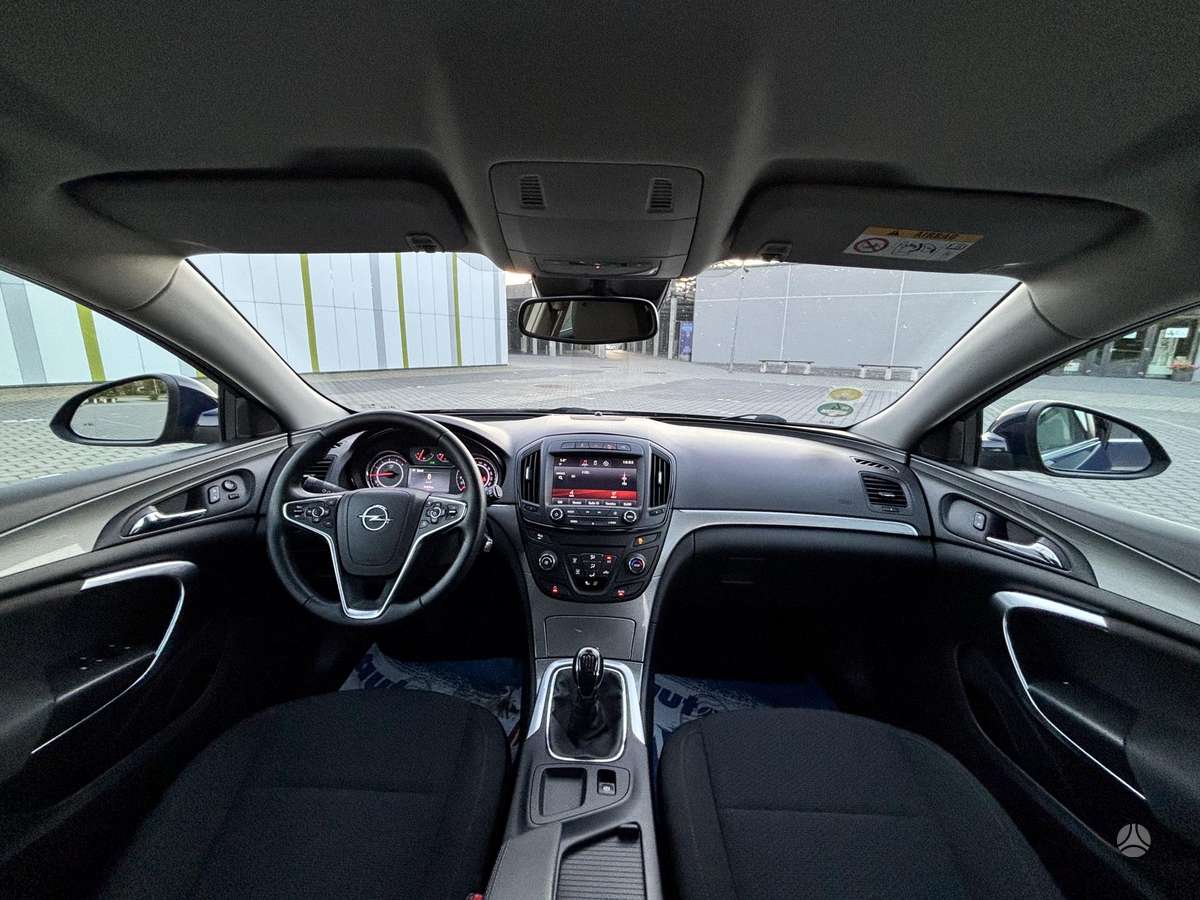 Opel Insignia 2015 — photo 32