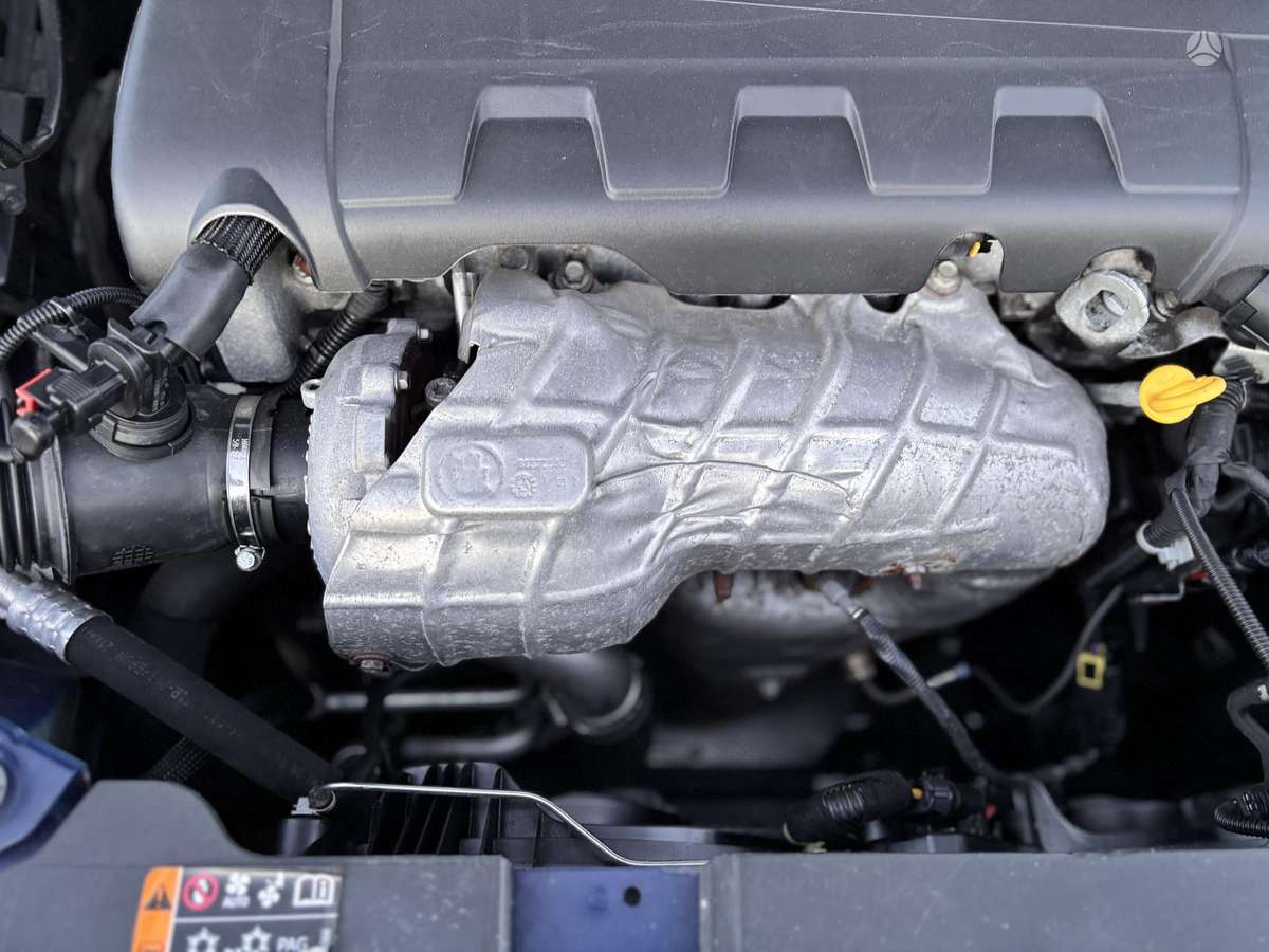 Opel Insignia 2015 — photo 41