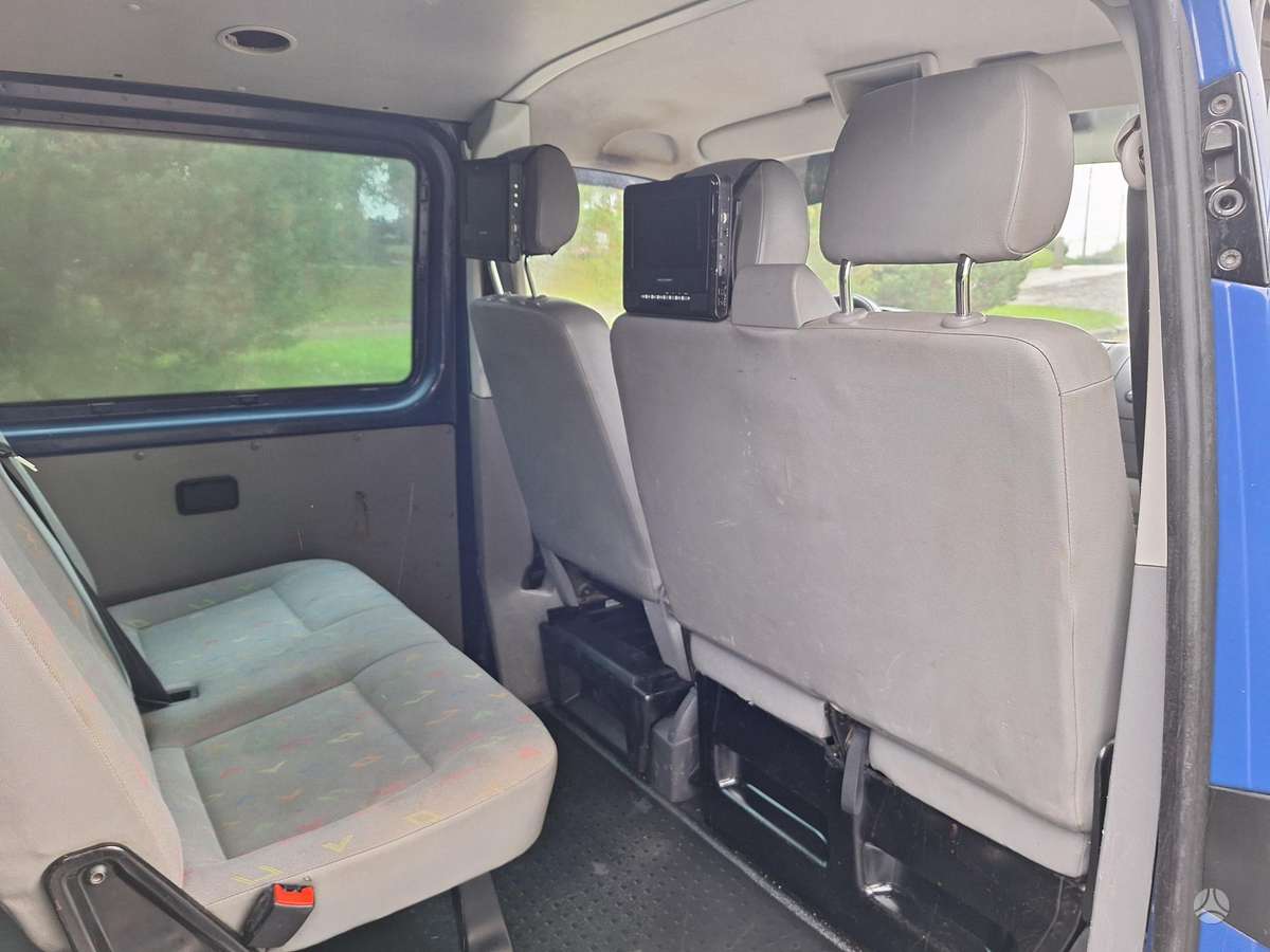 Volkswagen Caravelle 2007 — photo 8