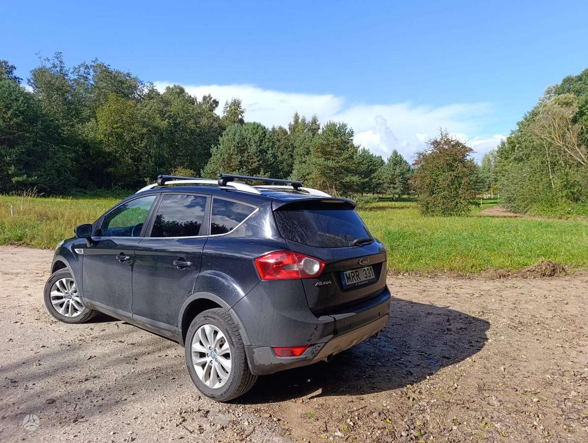Ford Kuga 2009 — вигляд ззаду