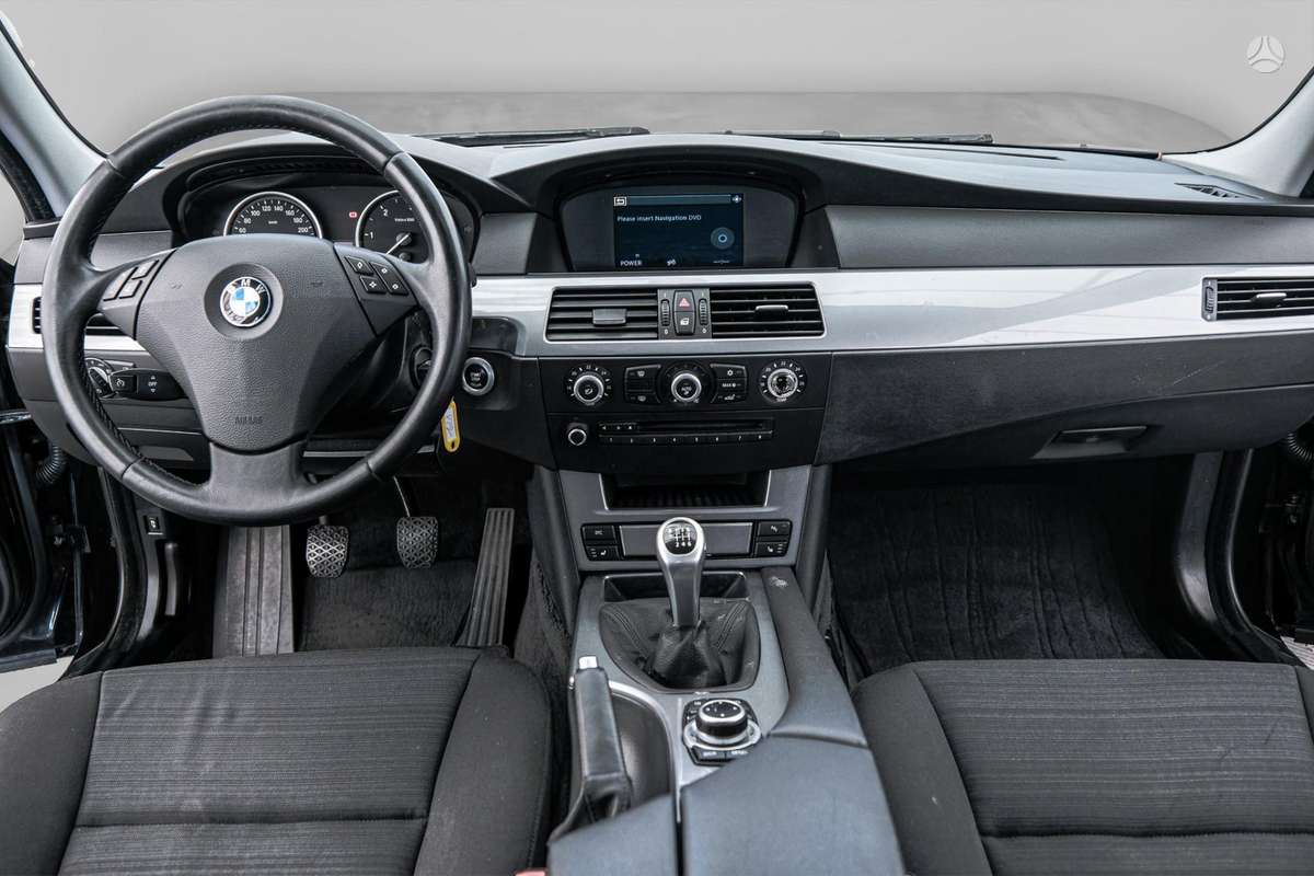 BMW 520 2009 — photo 6