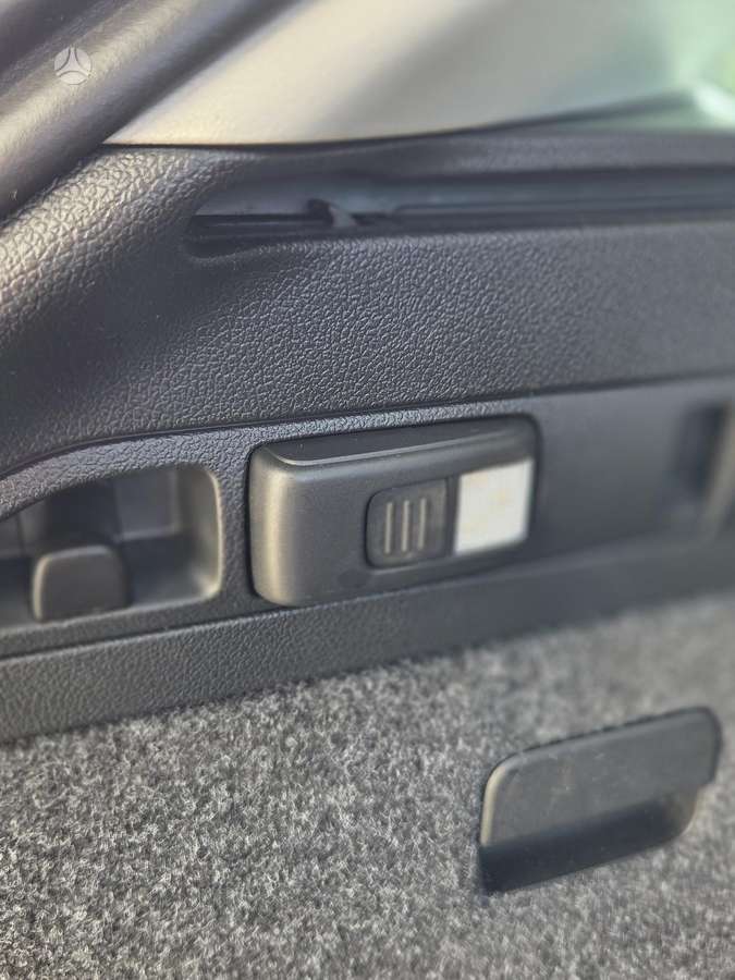 Skoda Superb 2013 — photo 22