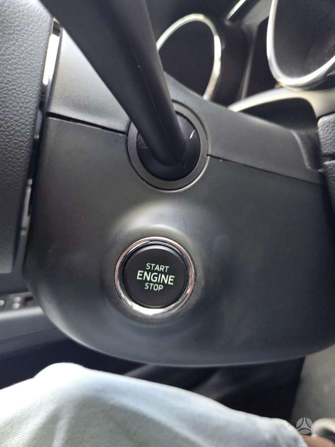 Skoda Superb 2013 — photo 30