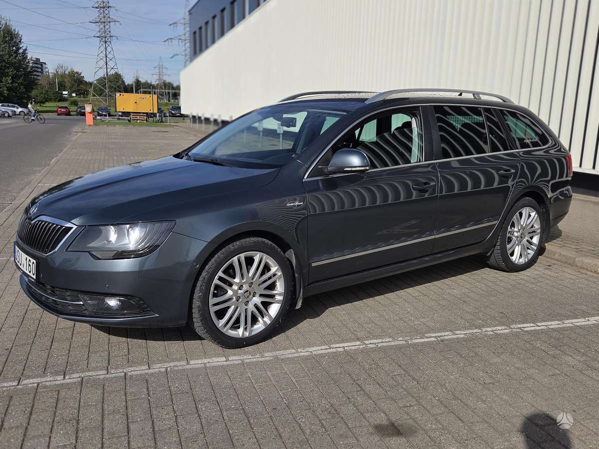 Skoda Superb 2013 — photo 9