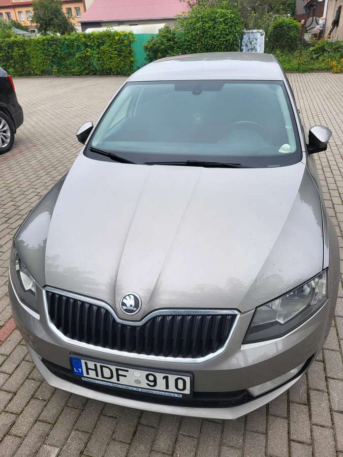 Skoda Octavia 2014 — engine 1968 cm³, 150 HP (110kW)