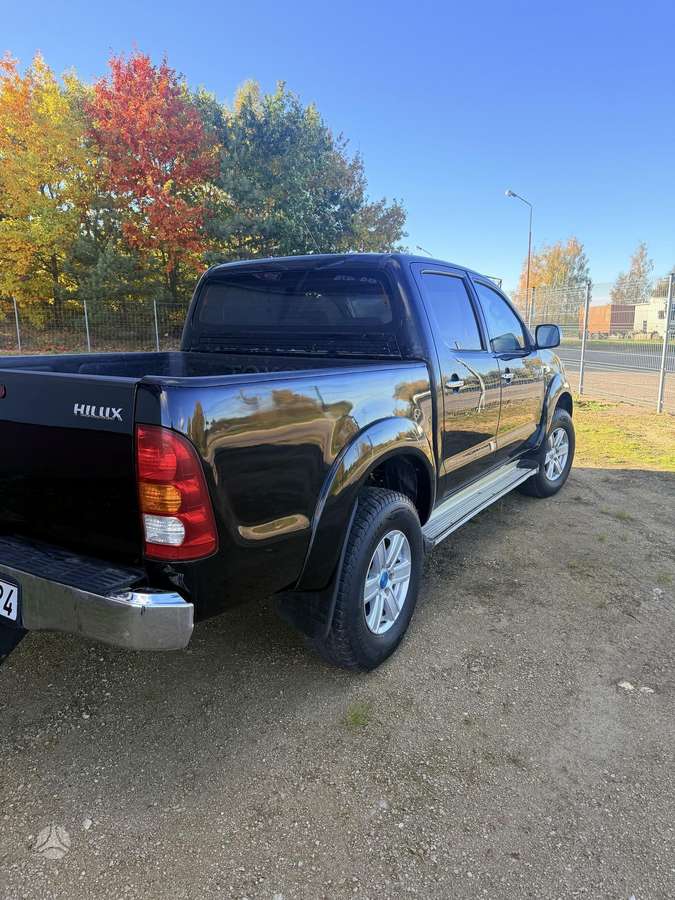 Toyota Hilux 2007 — двигун 2497 cm³