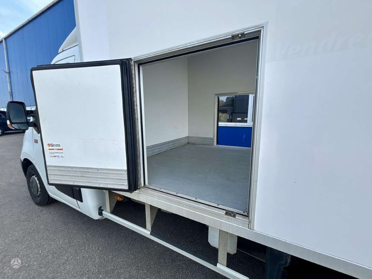 Renault Master 2015 — photo 10